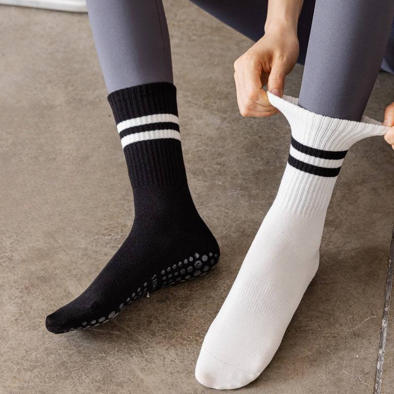 Kapotasana Socks - Hera Activewear